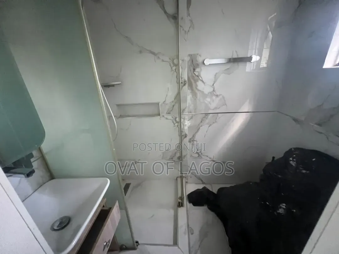 3bdrm Duplex in Banana Island for rent