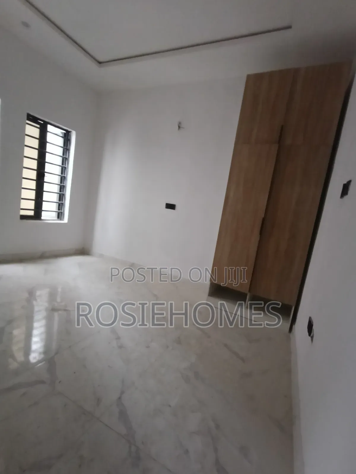 2bdrm Block of Flats in Mobile Road, Ado / Ajah for rent
