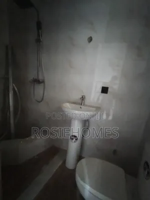 2bdrm Block of Flats in Mobile Road, Ado / Ajah for rent