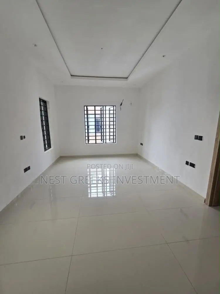 4bdrm Duplex in Opebi for sale