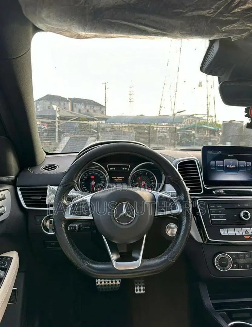 Mercedes-Benz GLE-Class 2018 Black