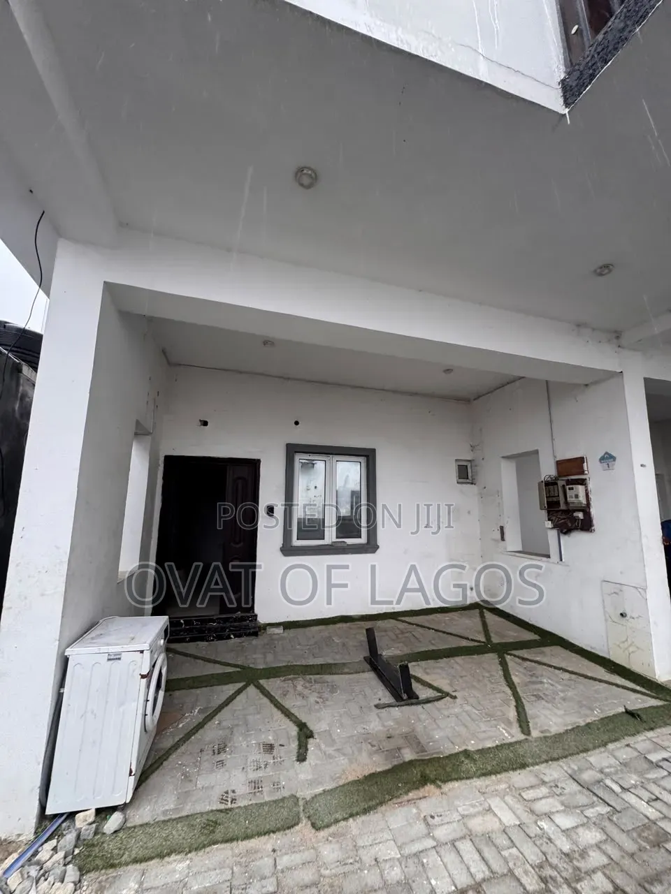 4bdrm Duplex in Ikota for rent