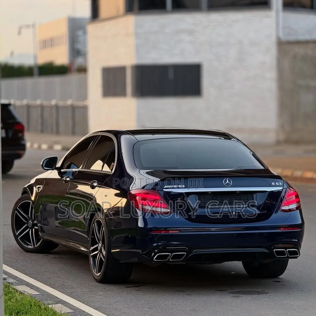 Mercedes-Benz E63 2019 Blue