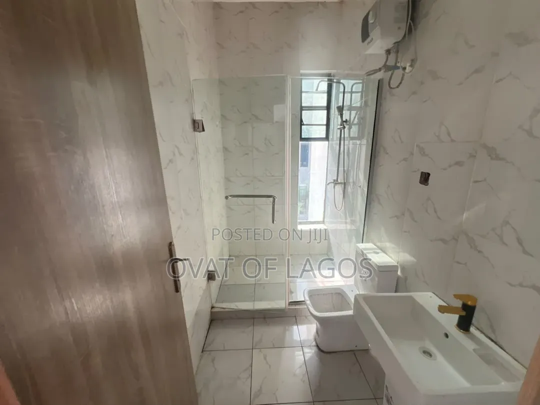 3bdrm Duplex in Ikota for rent