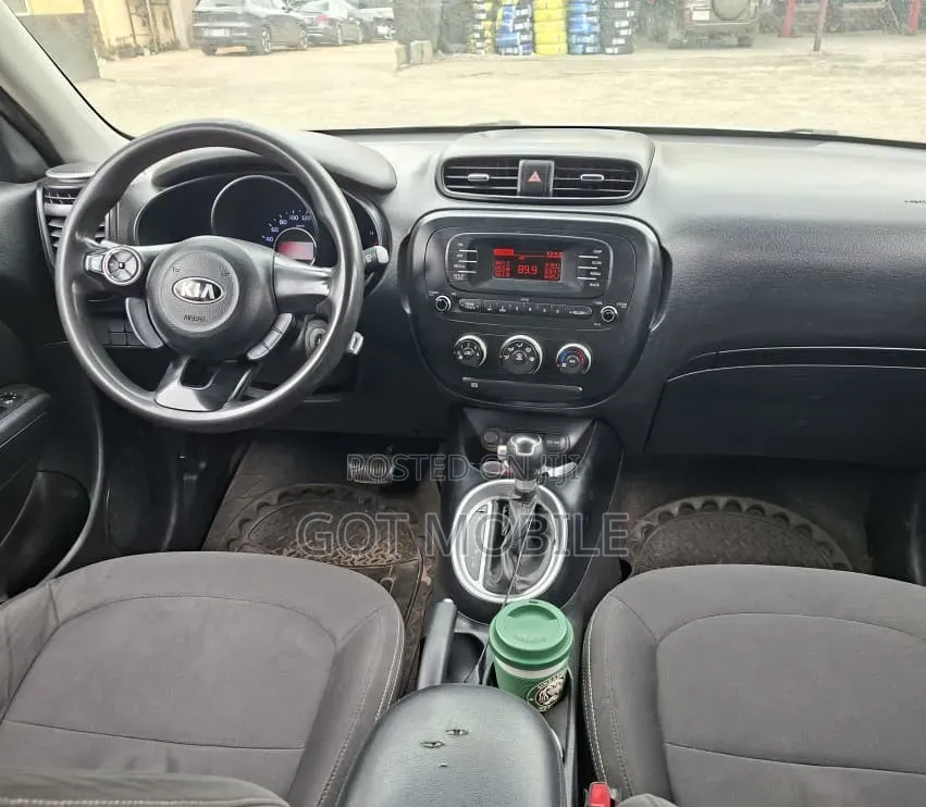 Kia Soul 4dr Wagon (1.6L 4cyl 6A) 2014 White