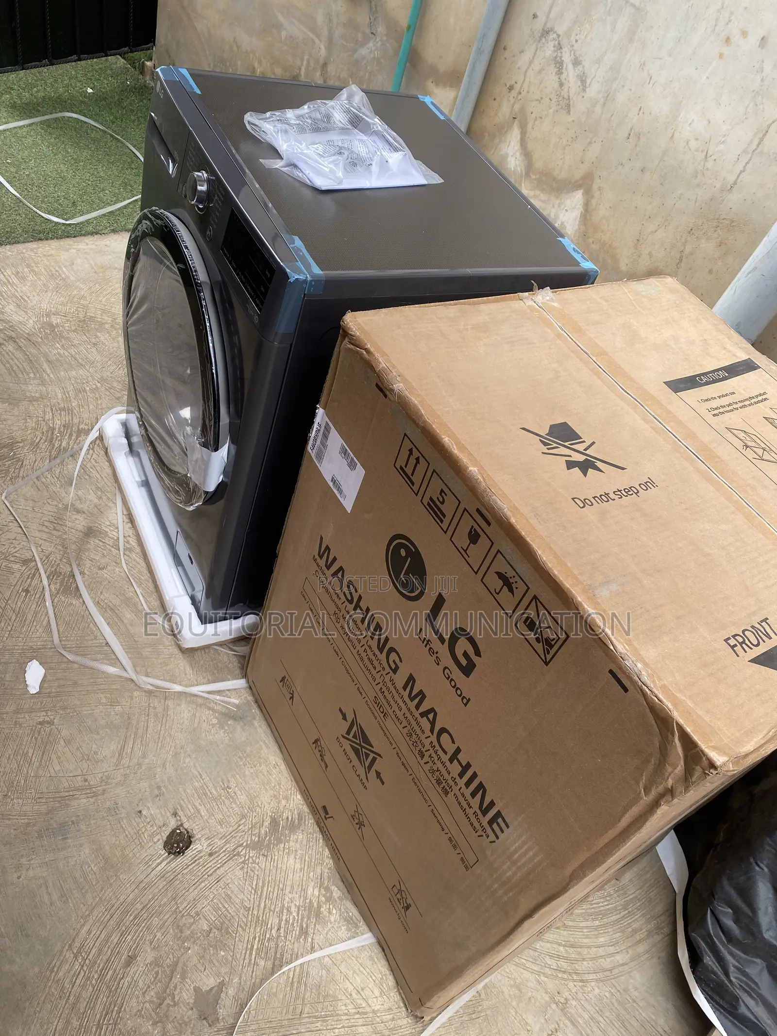 LG F4V3RYP6JE 10.5KG Automatic Front-Loading Washer