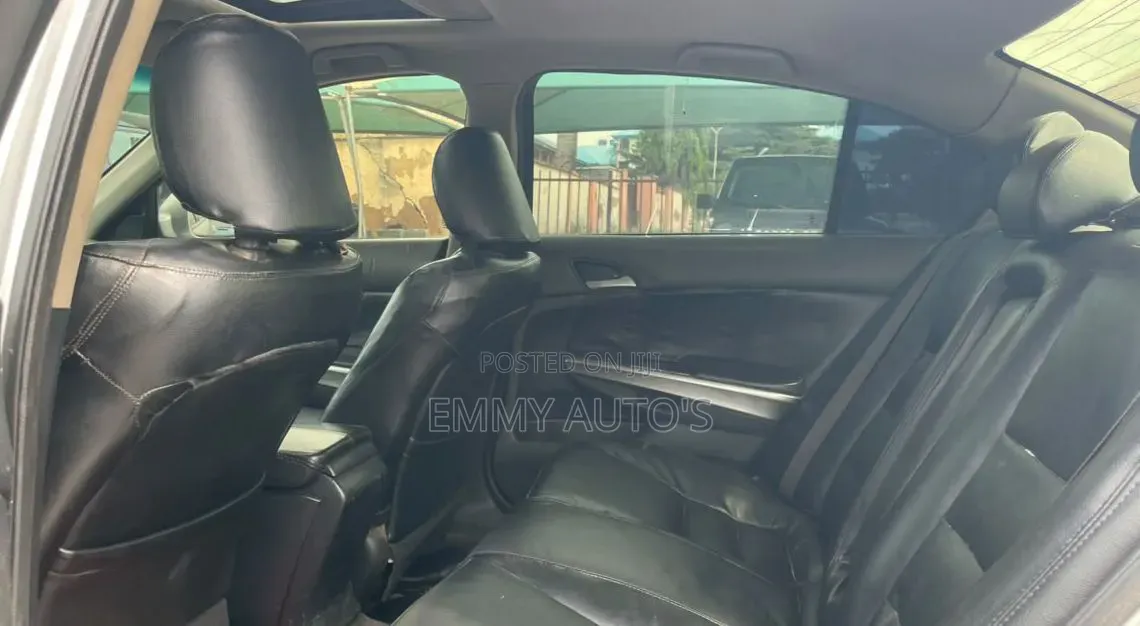 Honda Accord 2008 Silver