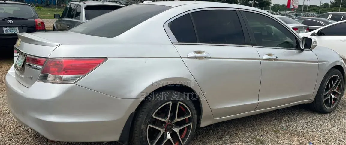 Honda Accord 2008 Silver
