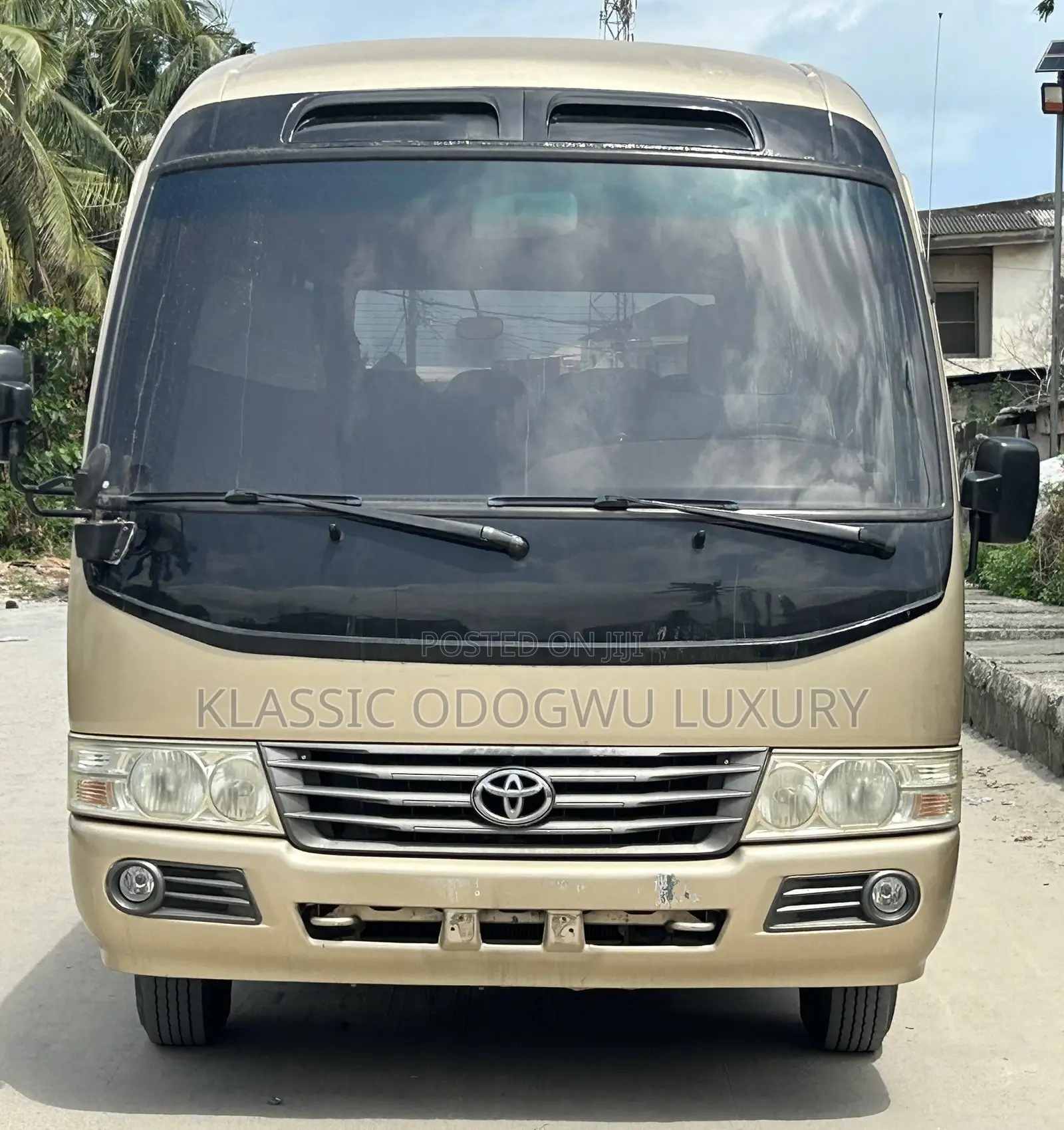 Toyota Voxy 2017 Brown