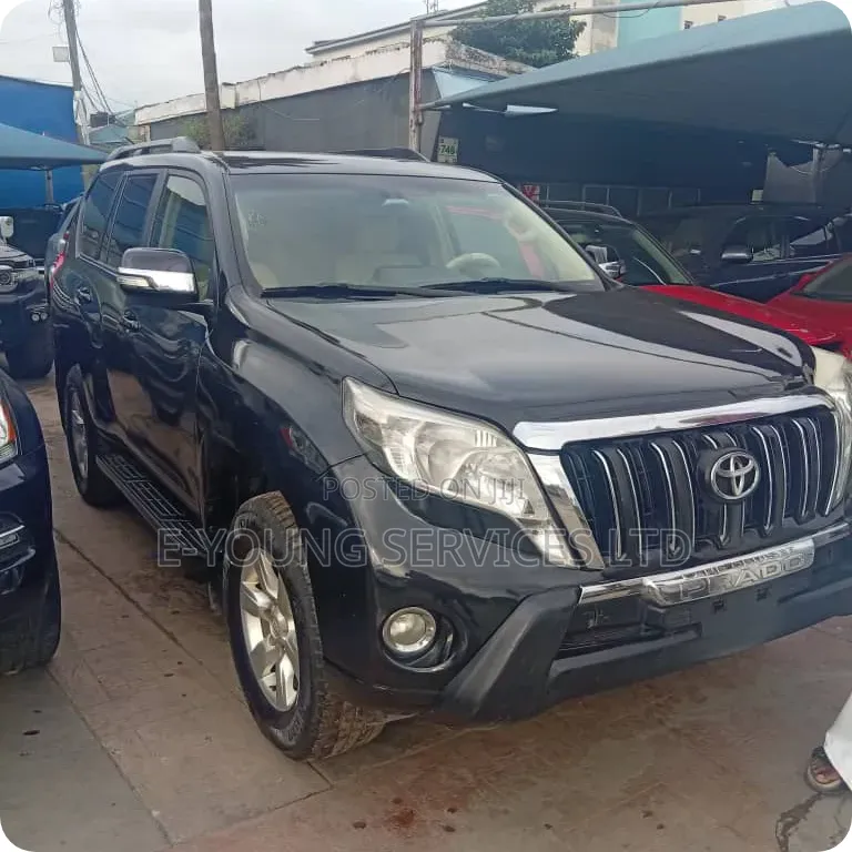 Toyota Land Cruiser Prado 2014 Black