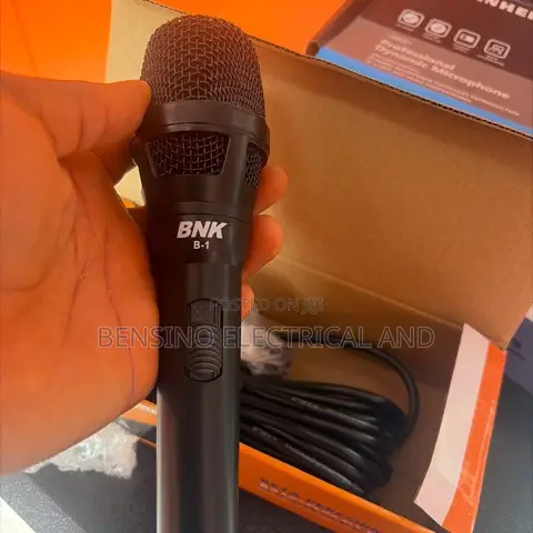 BNK-B1 Wired Microphone