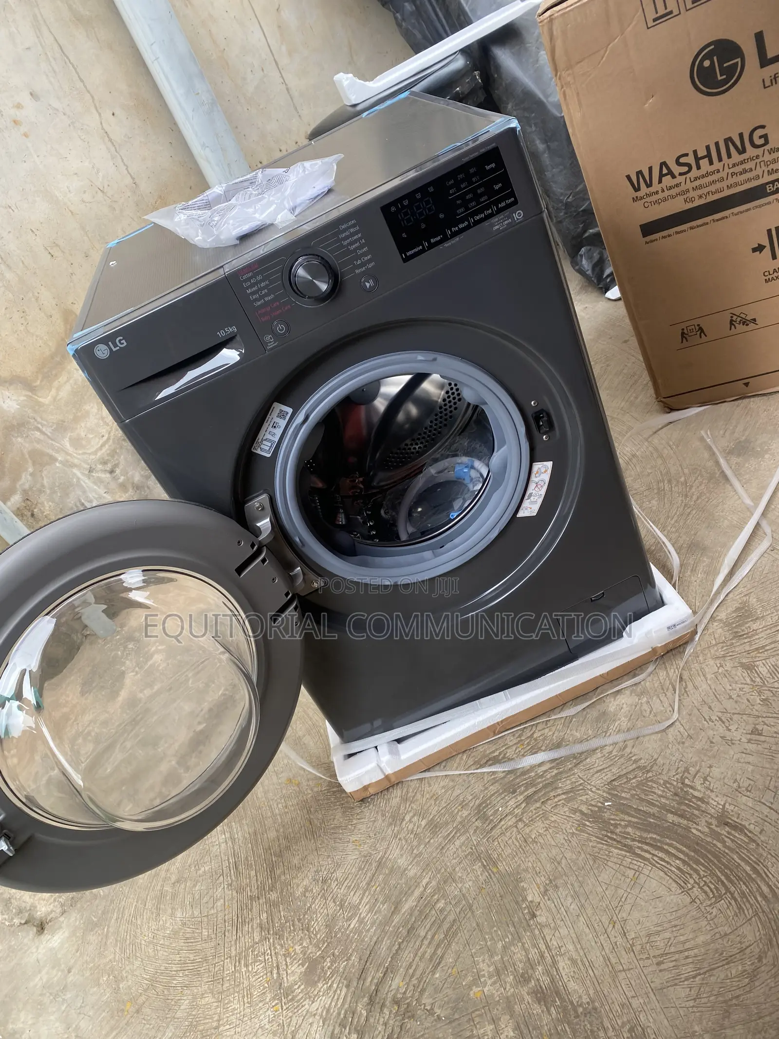LG F4V3RYP6JE Front-Load Washer for Large Laundry Loads 10.5KG