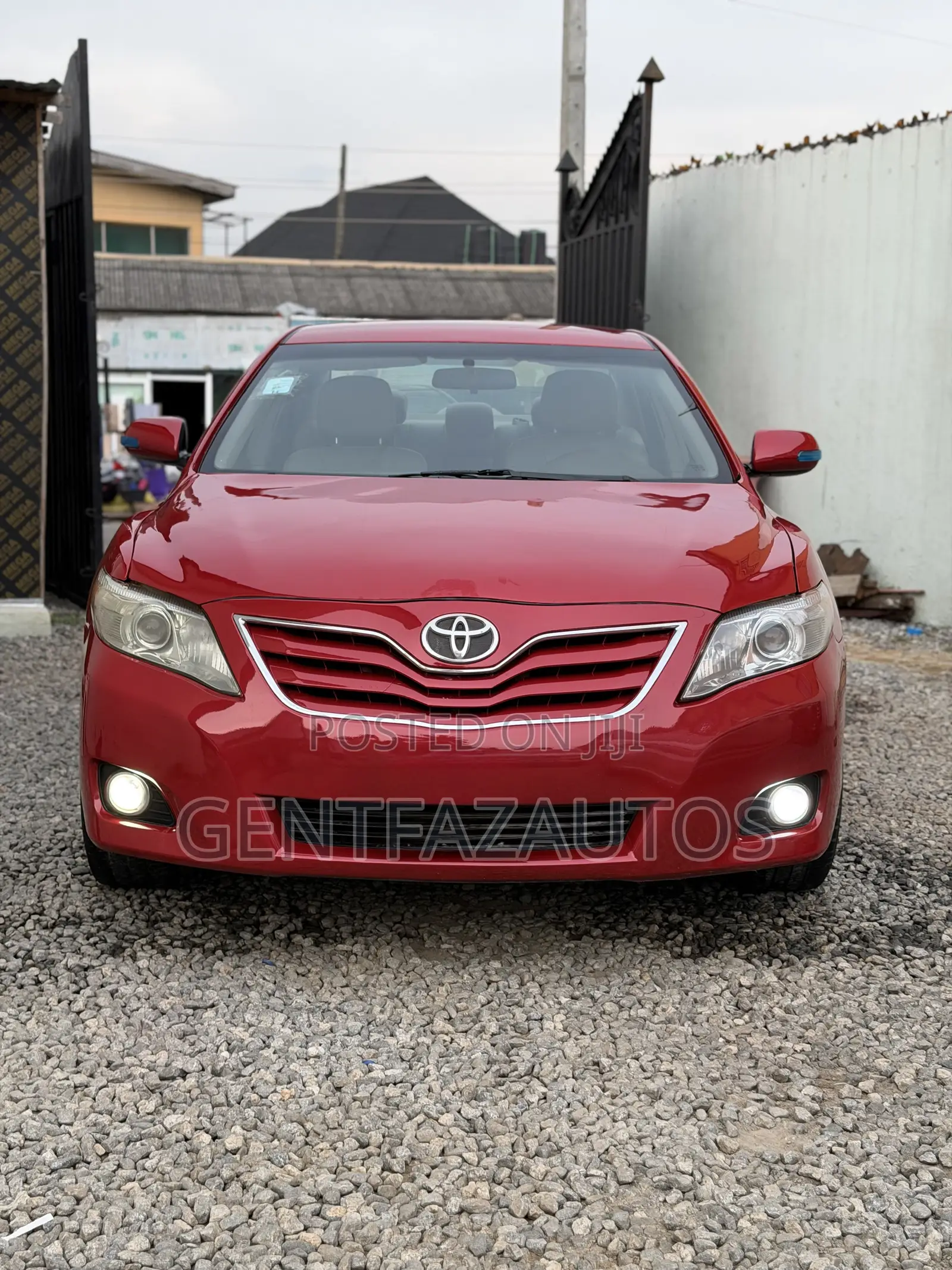 Toyota Camry 2010 Red