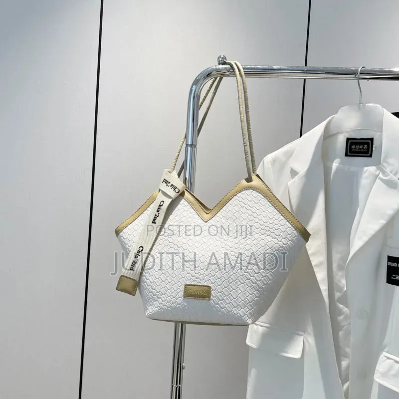 V-Shape Woven Tote Bag - Ladies Handbag | PH