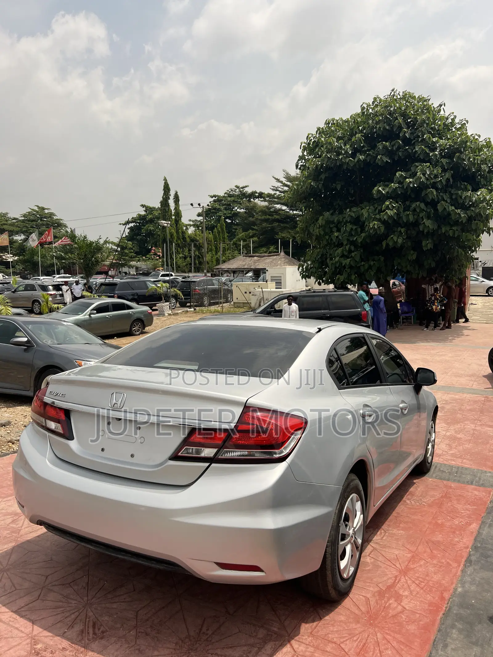 Honda Civic EX 4dr Sedan (1.8L 4cyl CVT) 2014 Silver