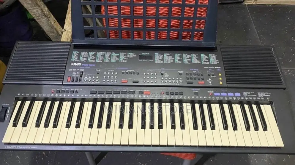 Classic Direct UK Used Yamaha PSR-500 Professional 61-Key Keyboard