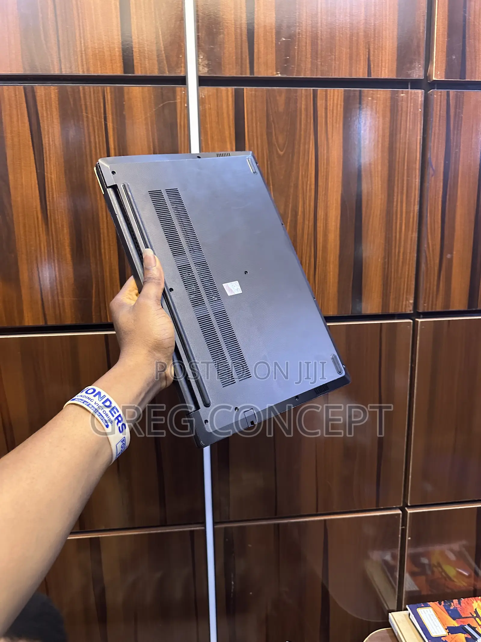 Laptop Lenovo V15 G4 16GB AMD Ryzen 5 SSD 256GB