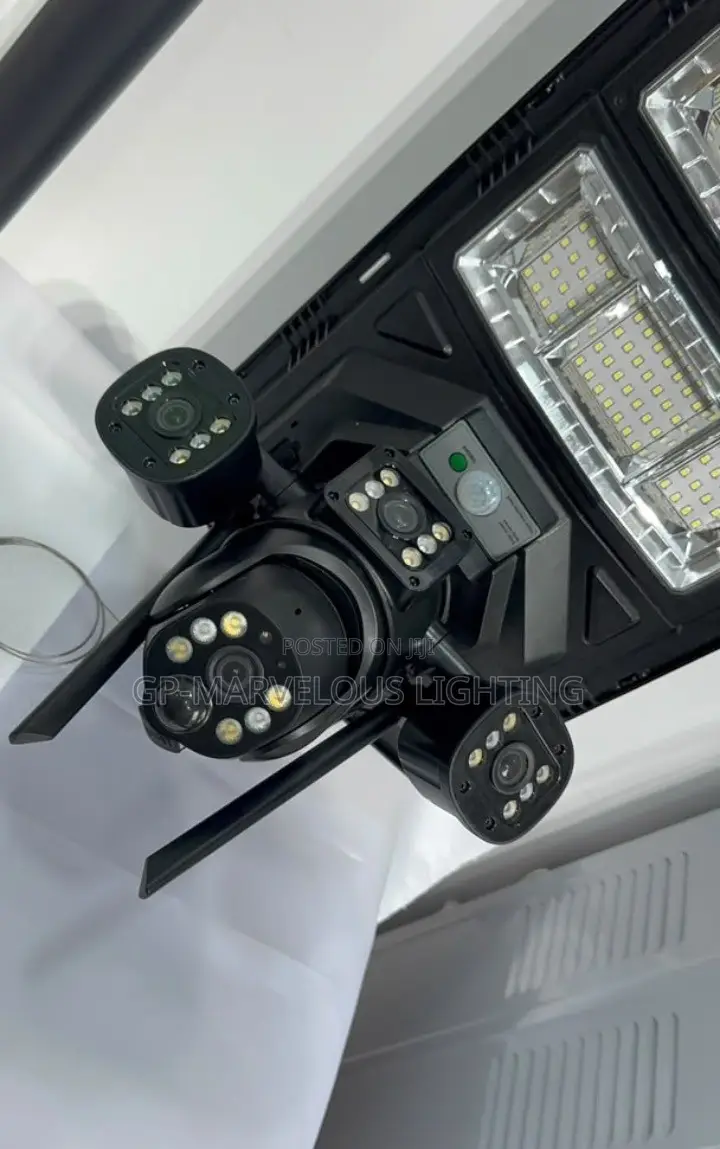 Powerful 600W Solar Street Light V380 Camera