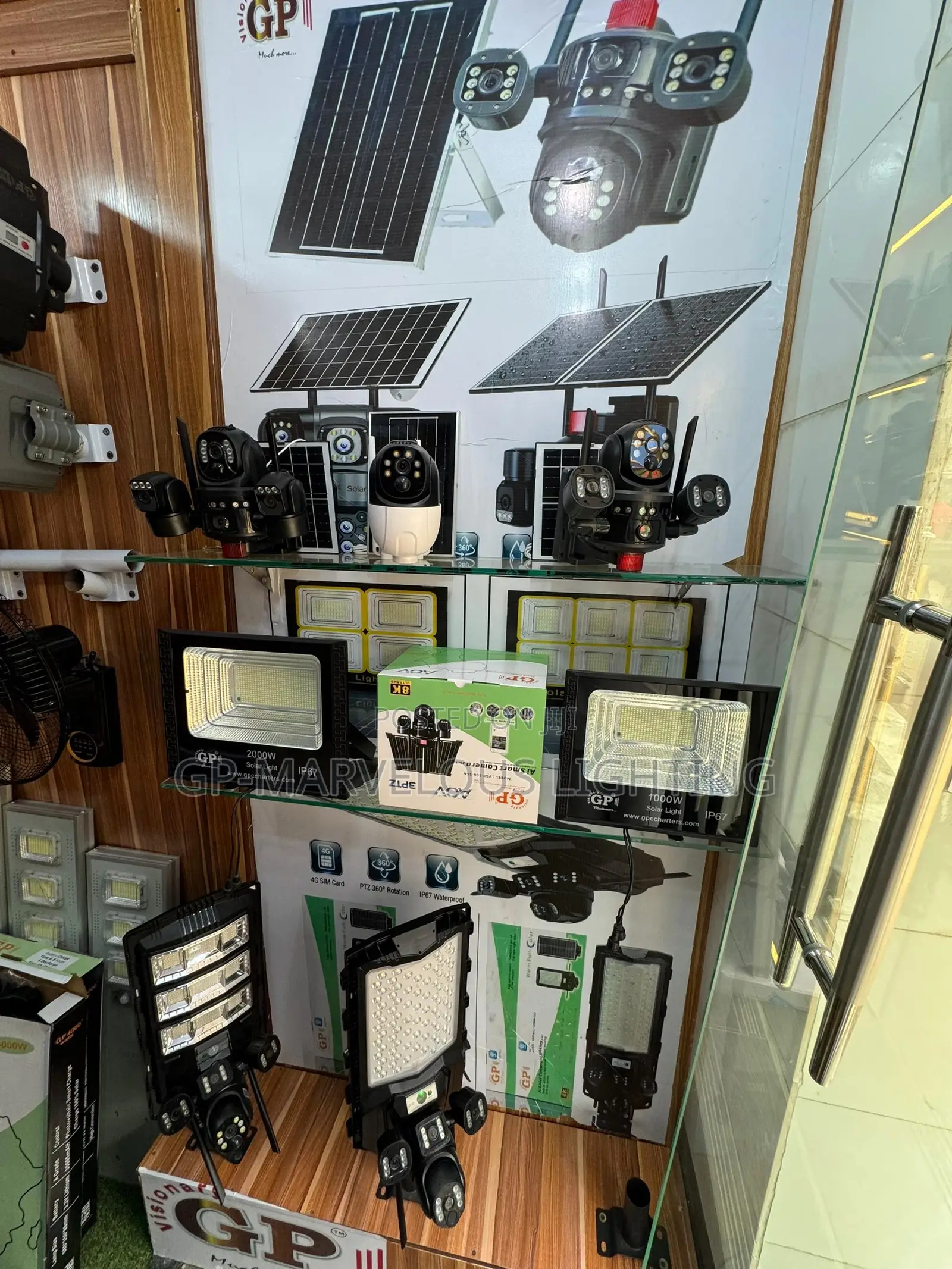 Powerful 600W Solar Street Light V380 Camera