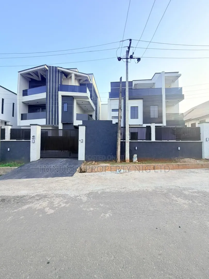 5bdrm Duplex in Omole Phase 1 for sale