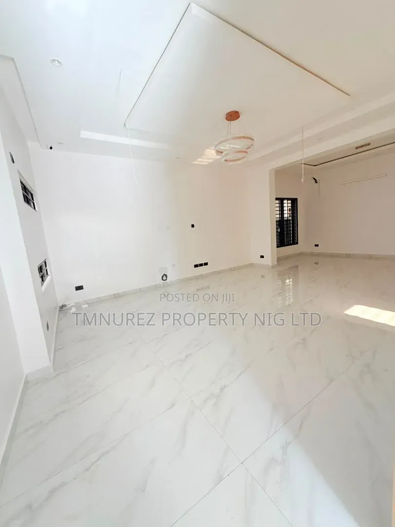 5bdrm Duplex in Omole Phase 1 for sale