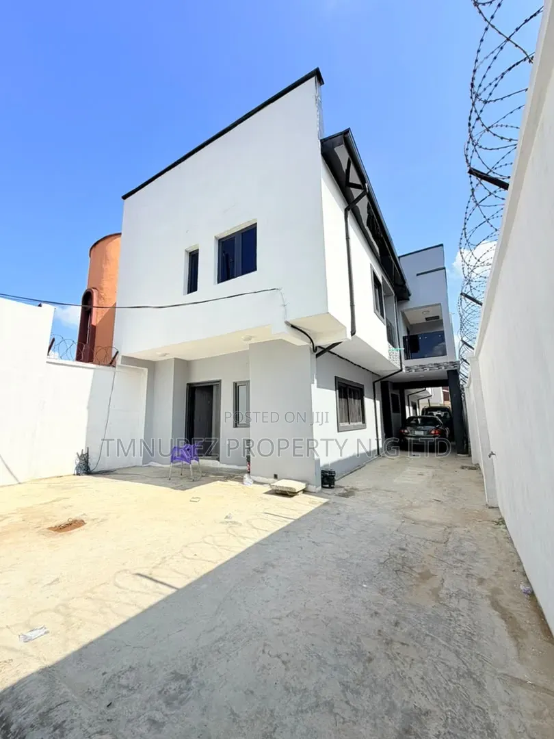 3bdrm Duplex in Ogba GRA for sale