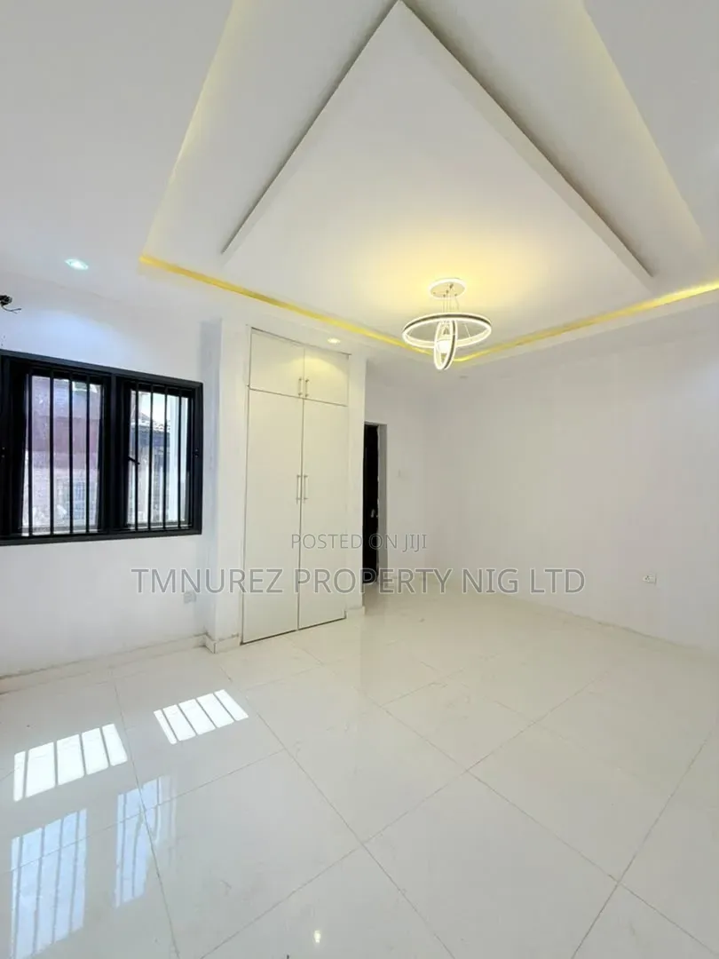3bdrm Duplex in Ogba GRA for sale