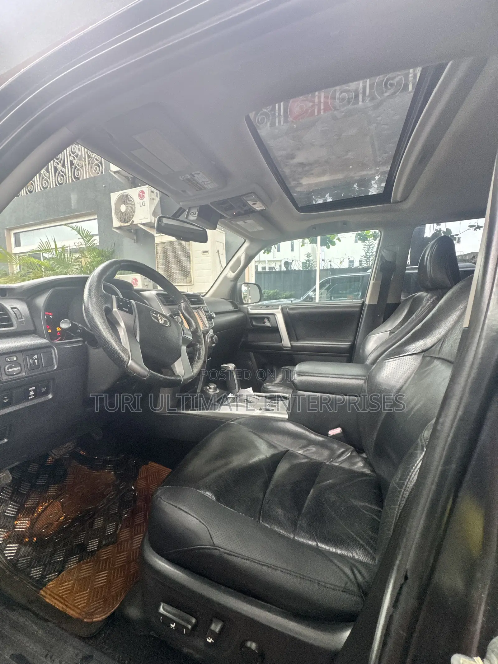 Toyota 4-Runner Limited 4WD 2011 Gray