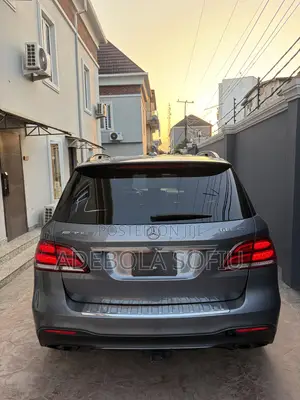 Mercedes-Benz GLE-Class AMG GLE 43 4MATIC 2019 Gray