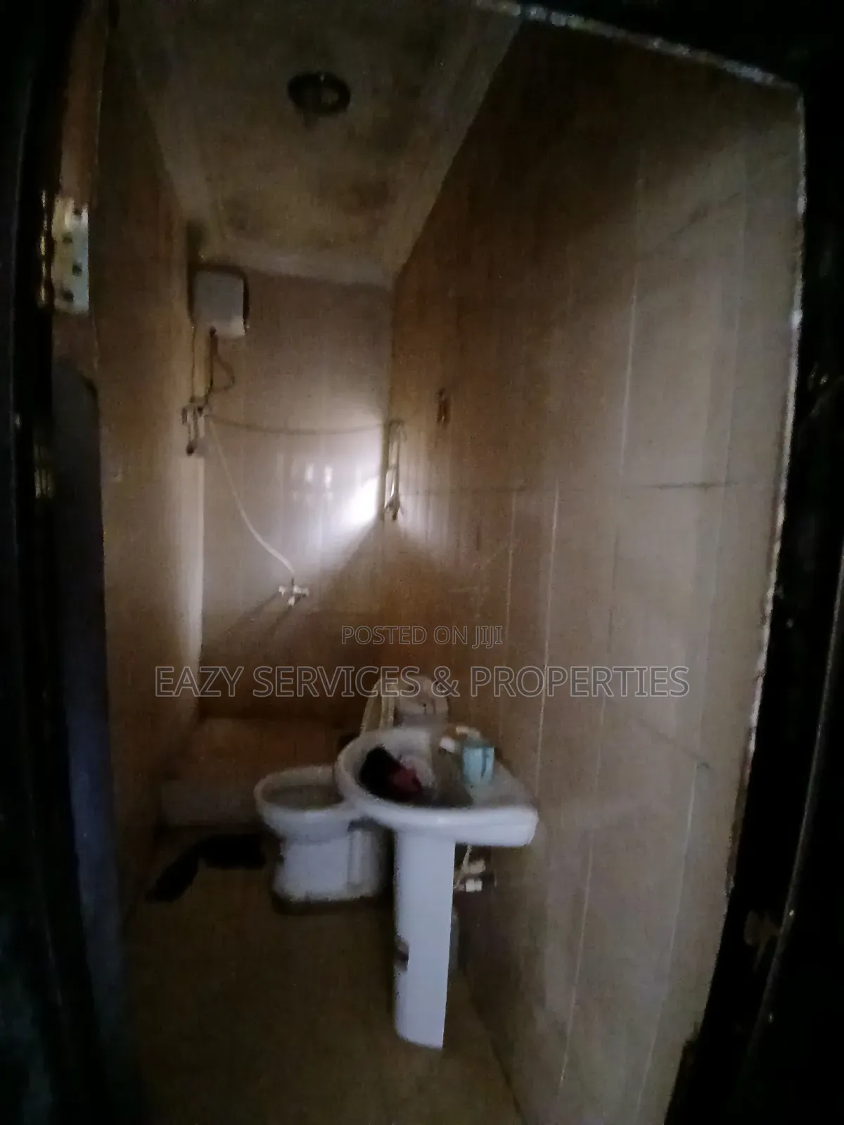 1bdrm Shared Apartment in Gated Estate, Ado / Ajah for rent