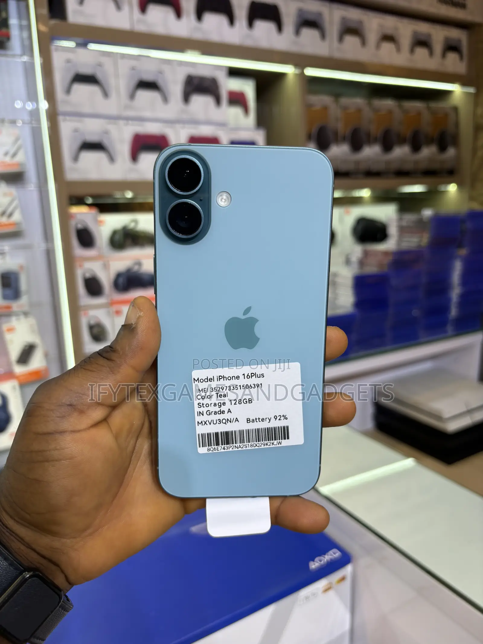 Apple iPhone 16 128 GB Green