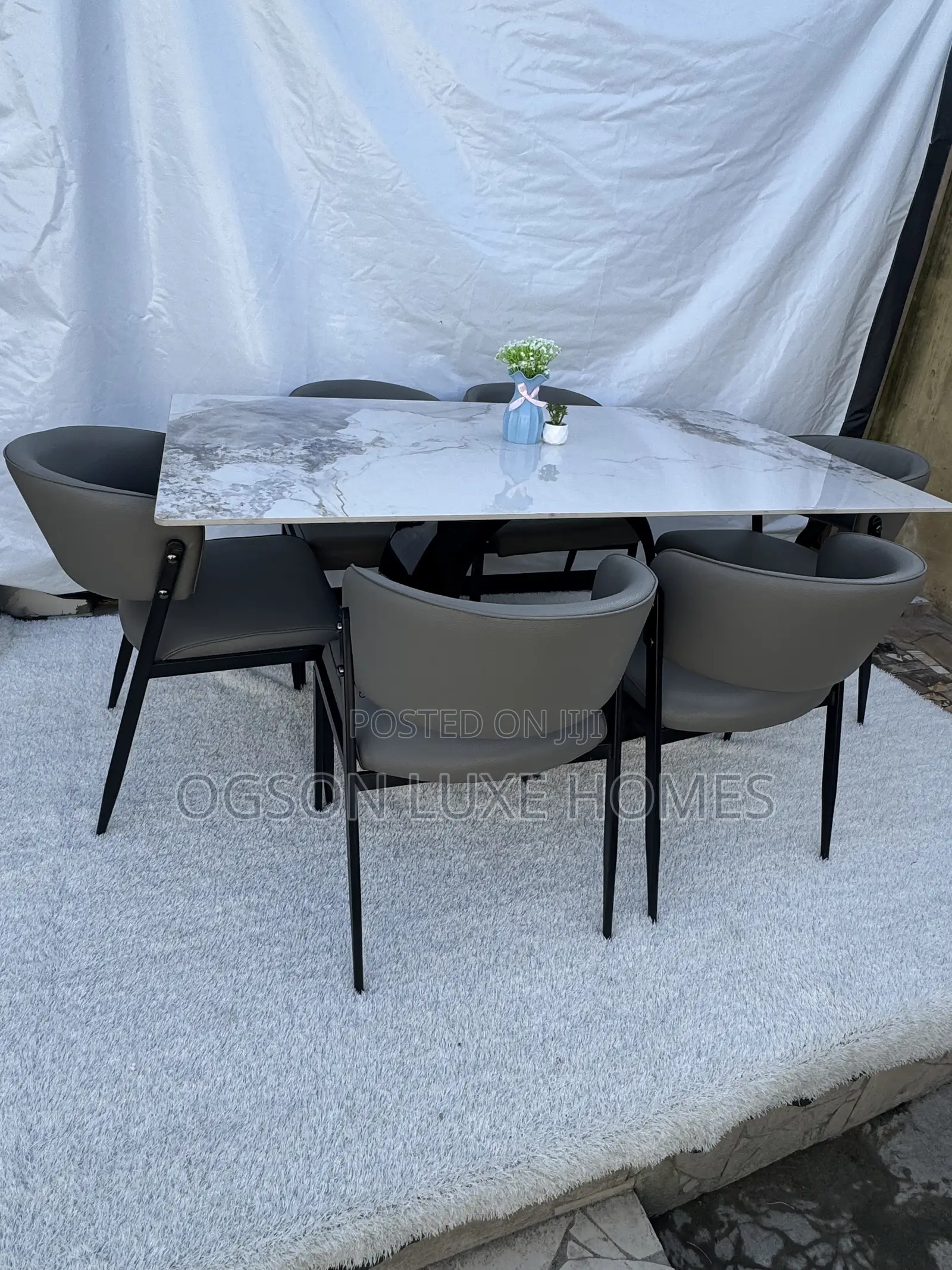 Newly Imported Dining Table With Six Chair