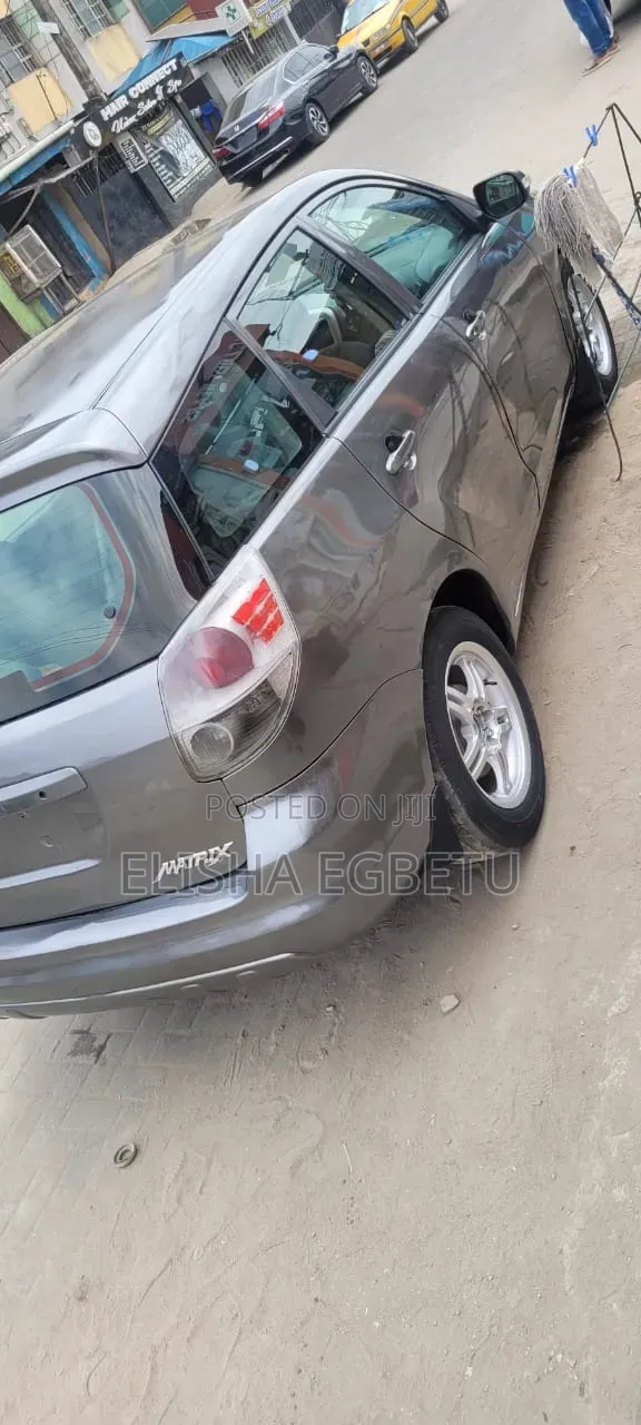 Toyota Matrix 2006 Gray
