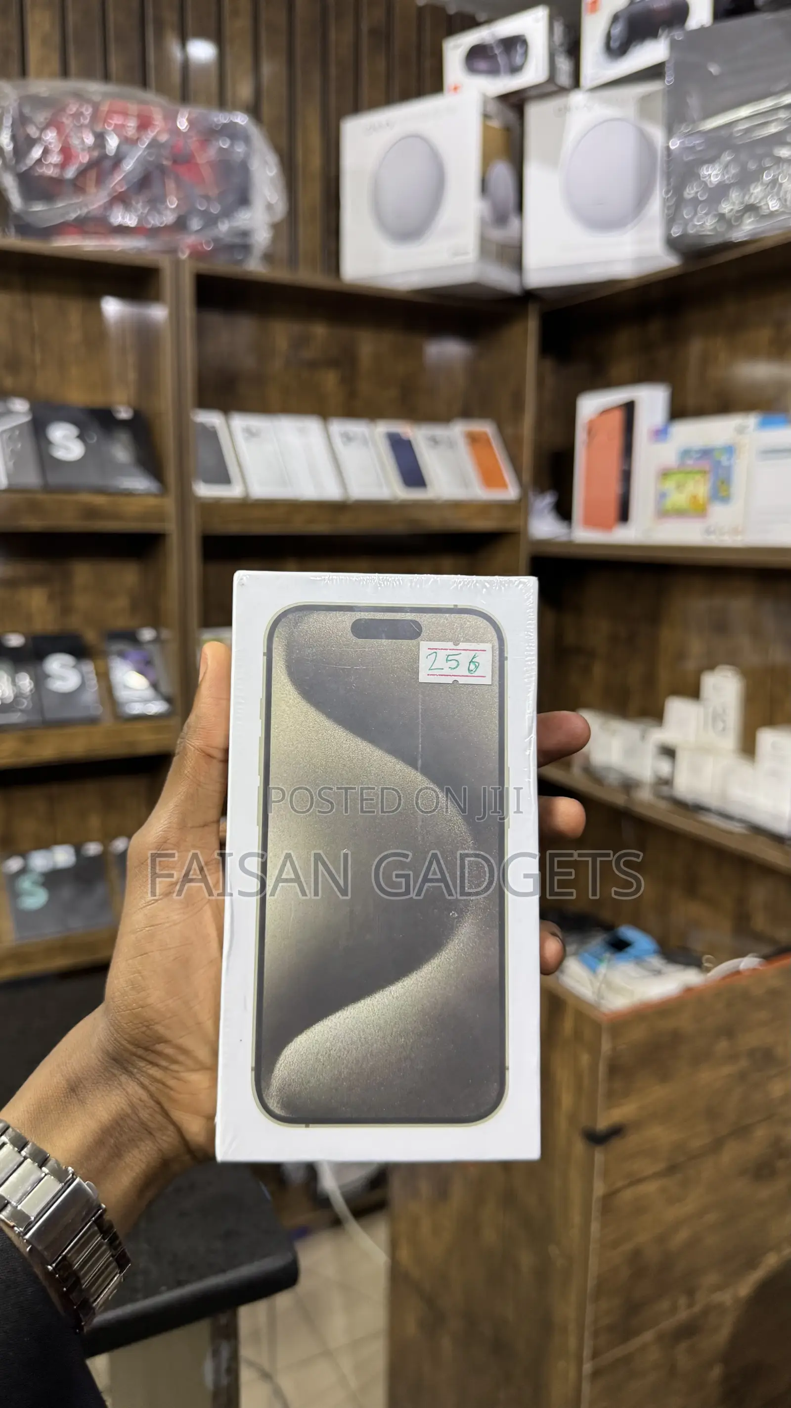 New Apple iPhone 15 Pro 256 GB