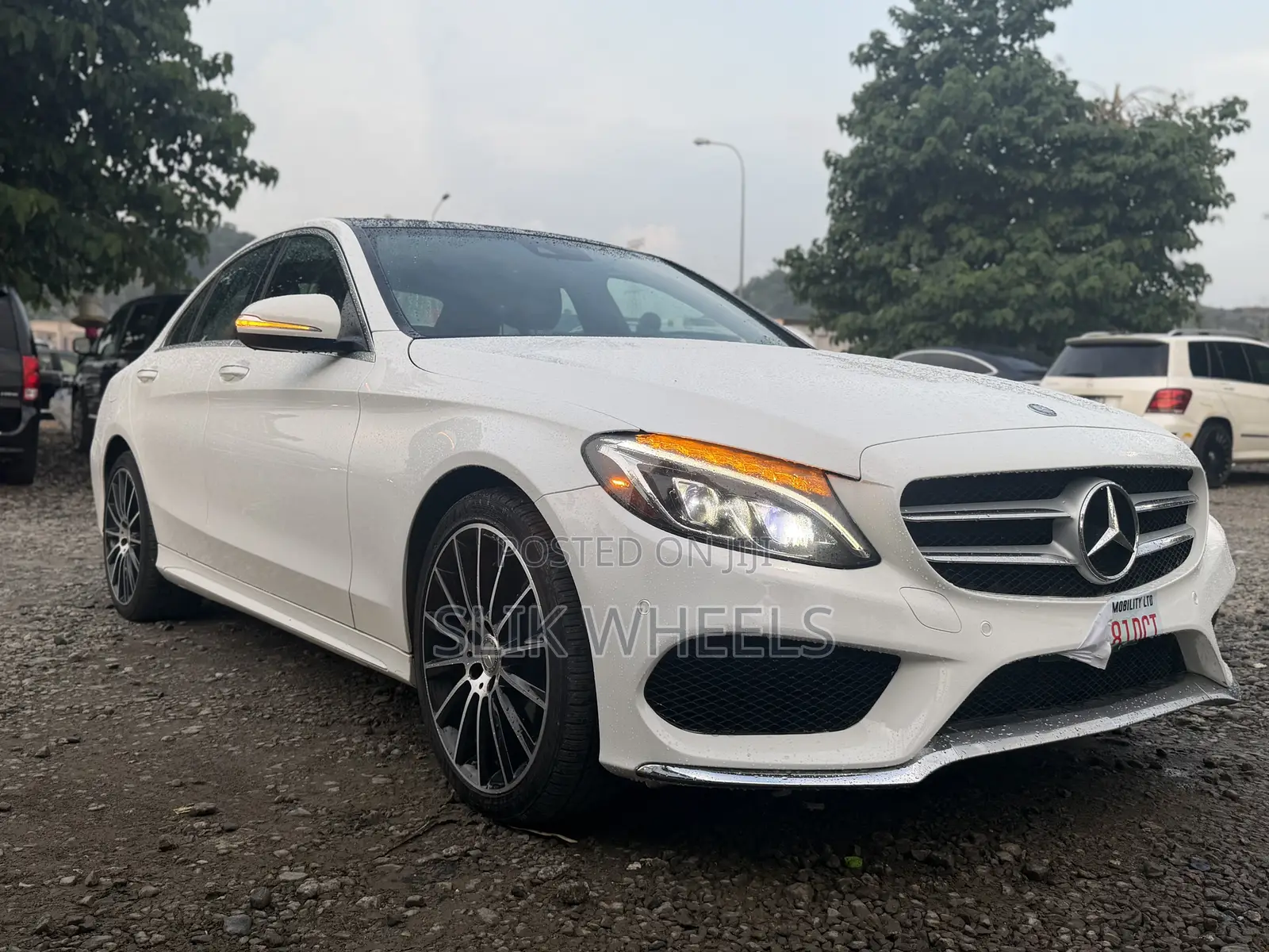 Mercedes-Benz C400 4Matic AWD Sedan (3.0L V6 7A) 2015 White