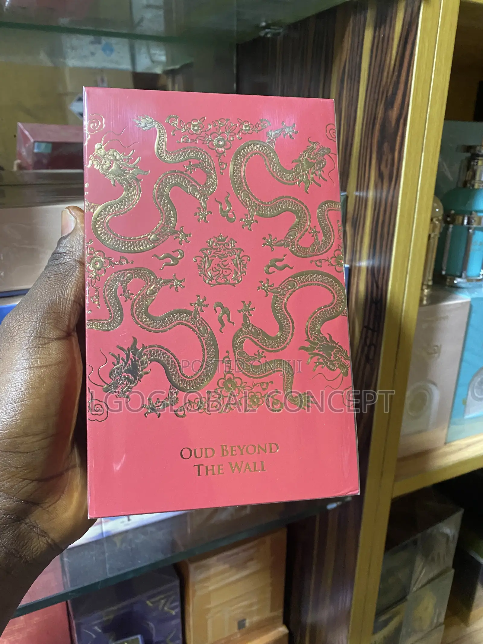 Paris Corner Ministry of Oud: Oud Beyond the Wall