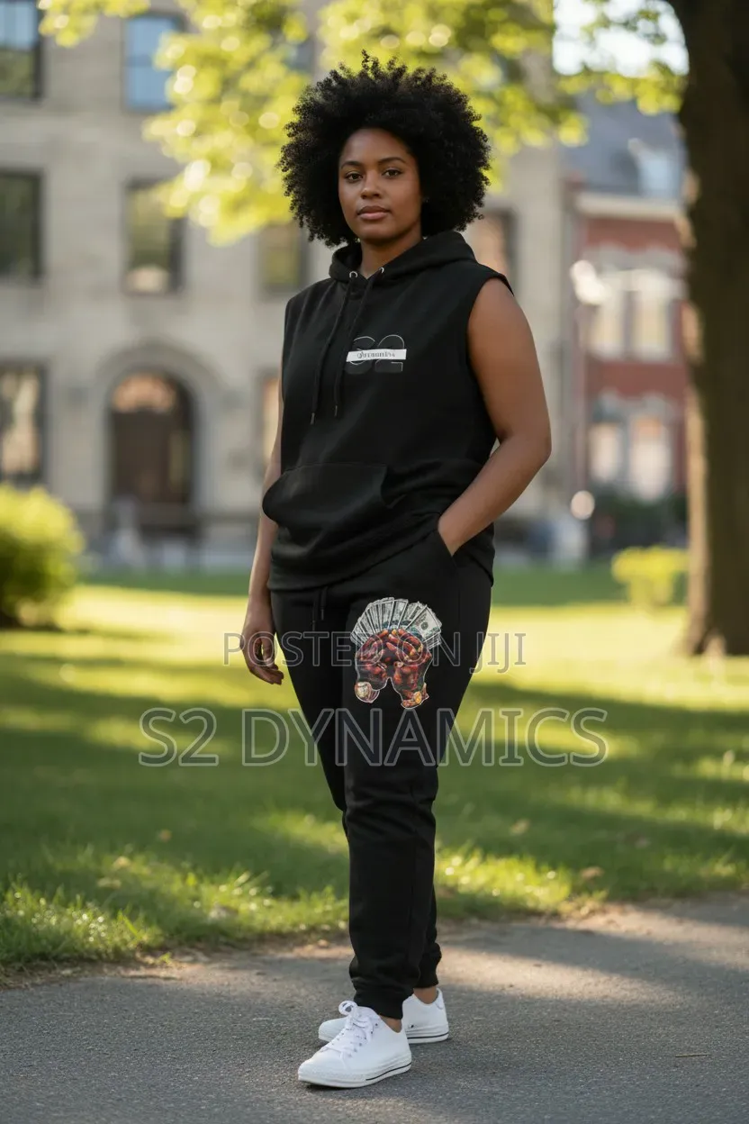 Black Sleeveless Hoodie