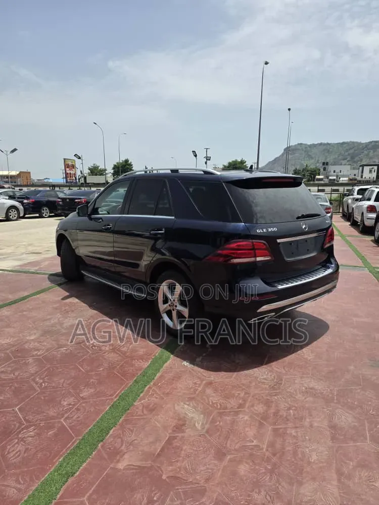 Mercedes-Benz GLE-Class GLE 350 2018 Blue