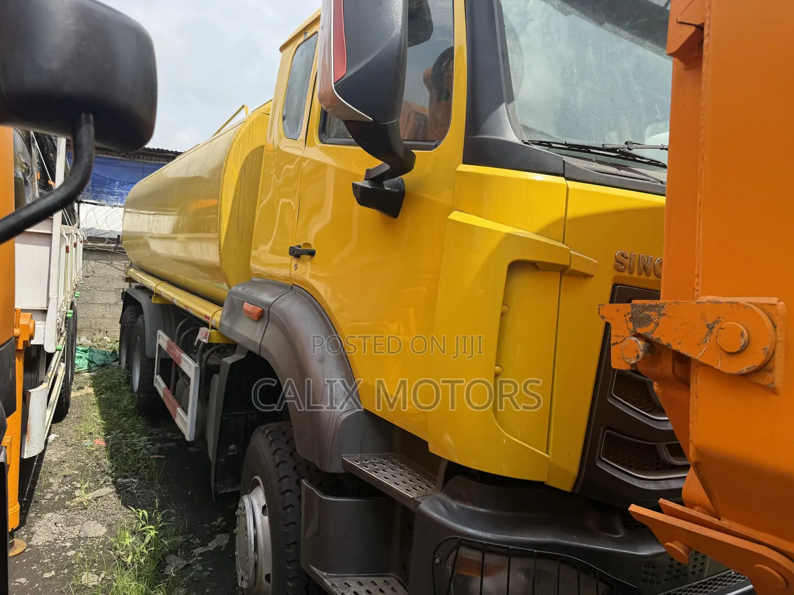 Foreign Used Howo Covid-19 Water Tanker Truck 20,000 Liters Truck.