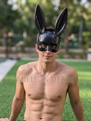Sleek High-Gloss Bunny Party Face Mask Black
