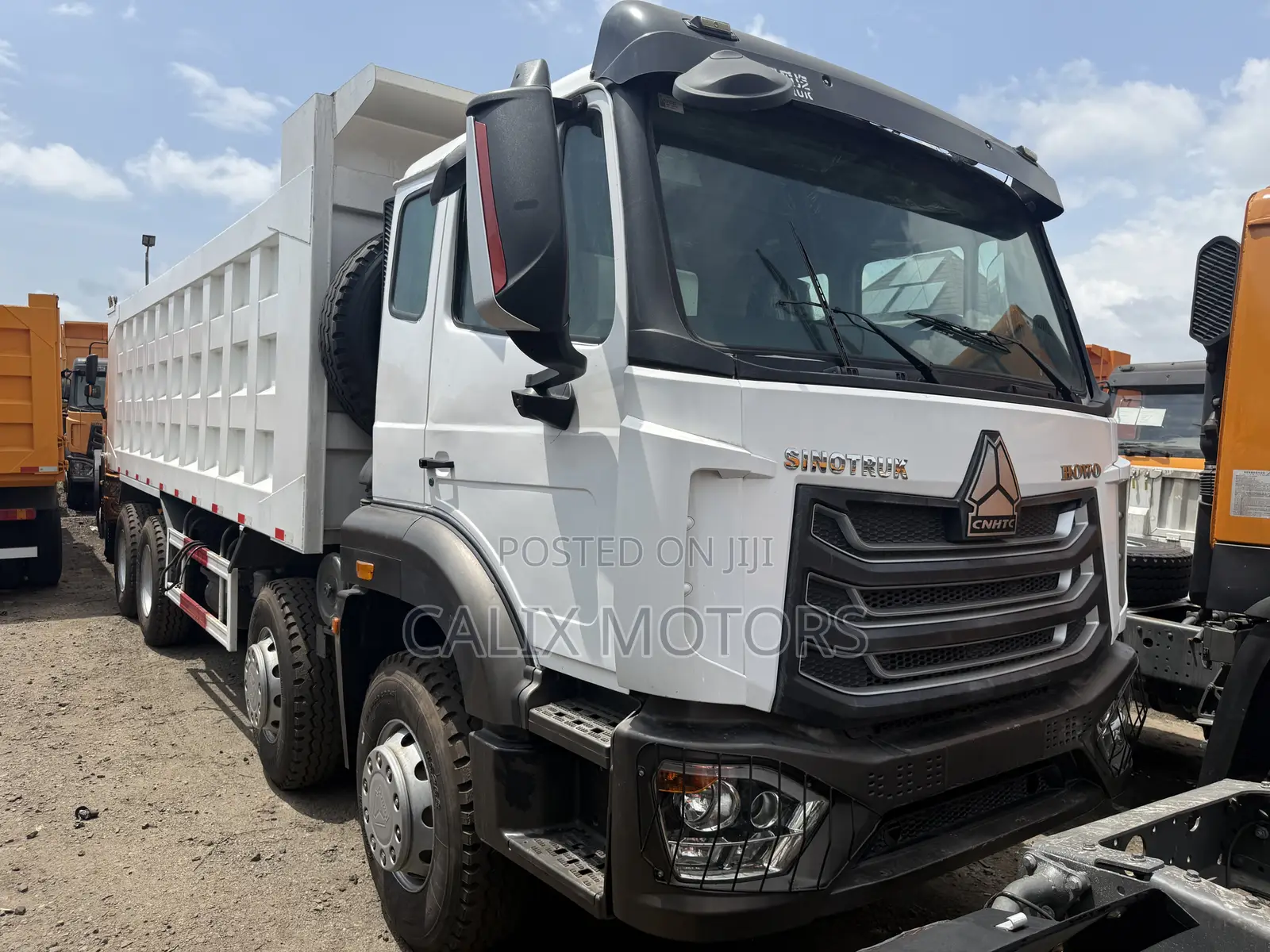 Foreign Used Howo Dump Truck Nx371