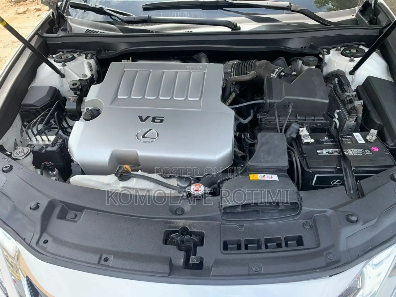 Lexus ES 350 FWD 2016 White