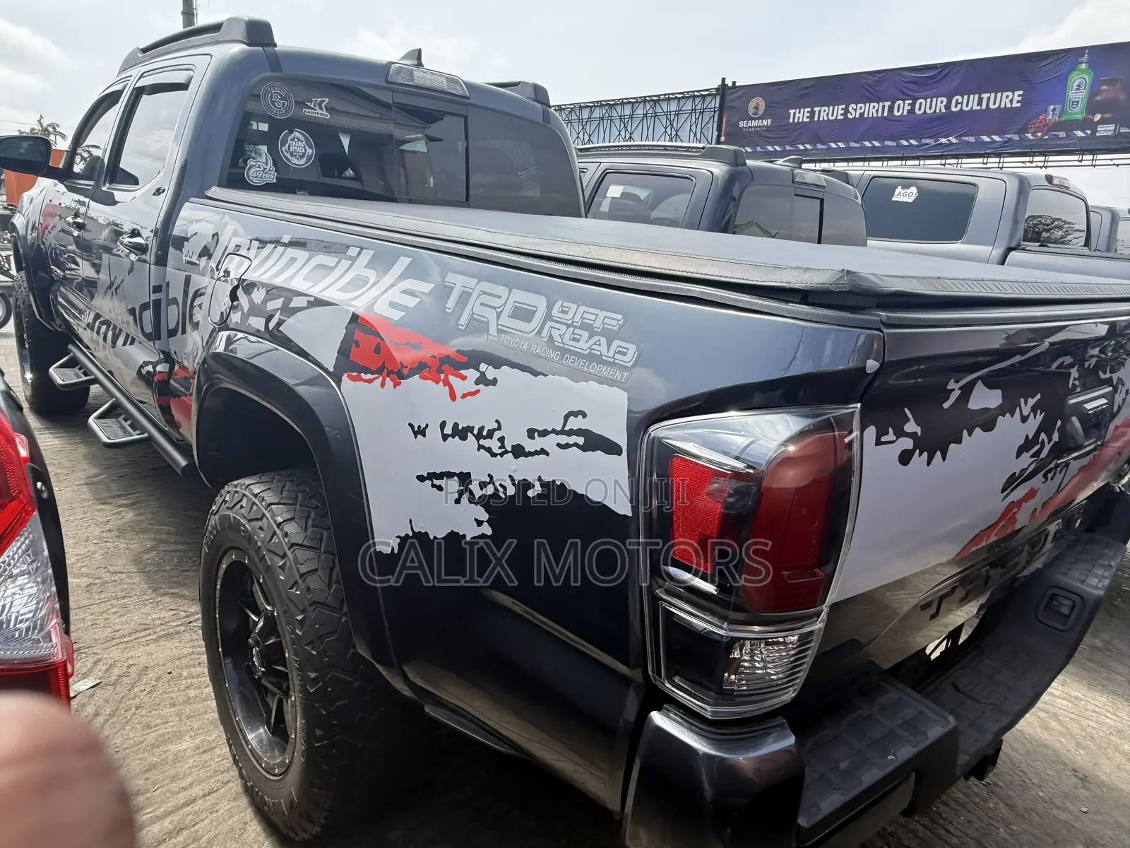 Toyota Tacoma 2019 Black