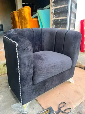 Single Round Sofas