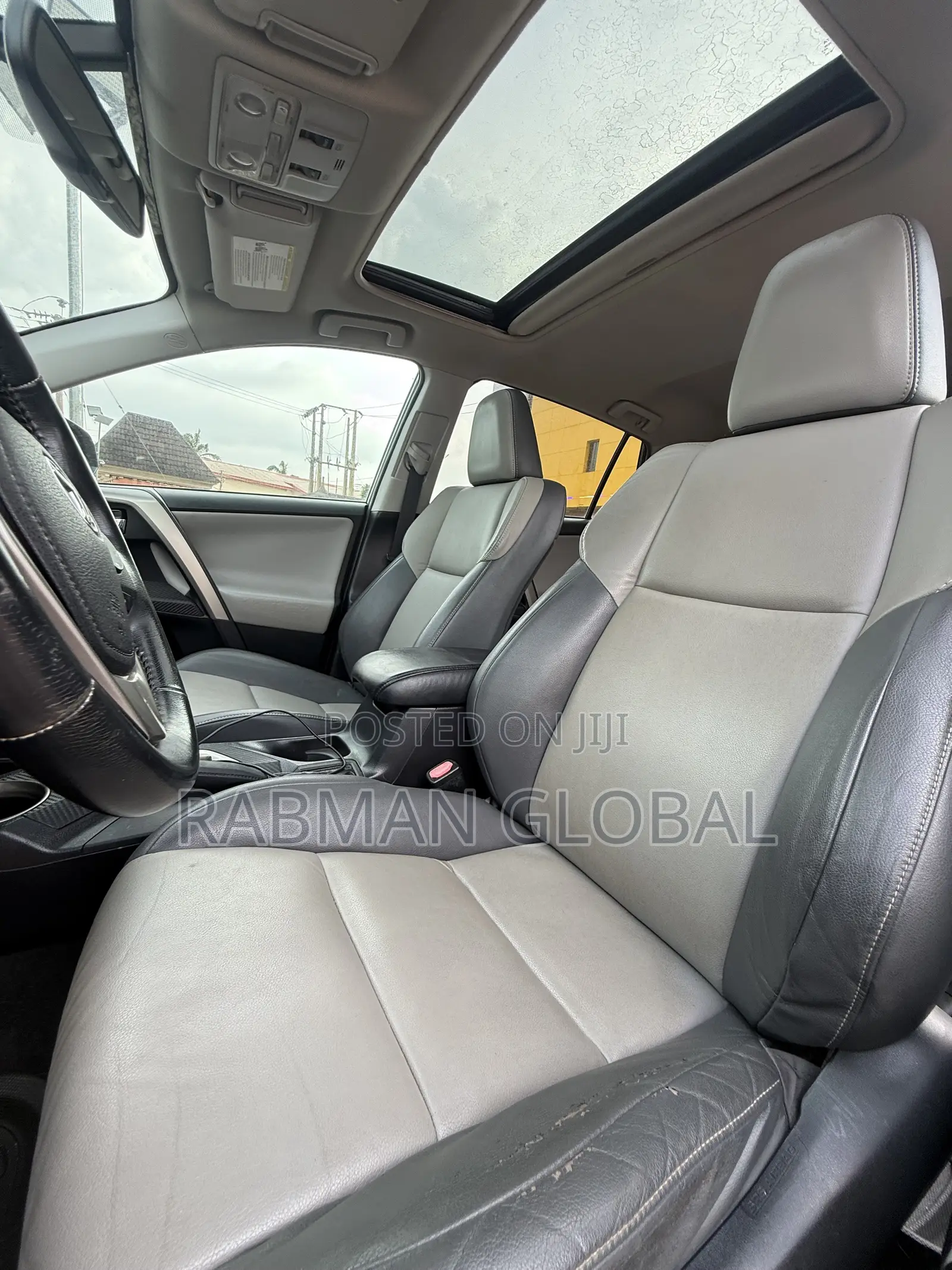 Toyota RAV4 Limited 4dr SUV (2.5L 4cyl 6A) 2015 Gray