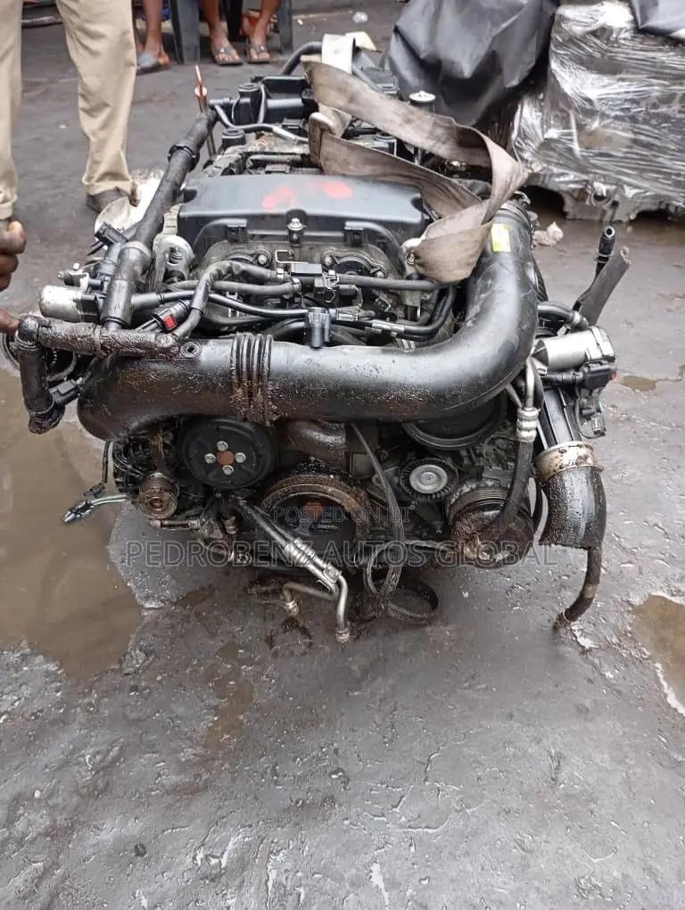 Complete Engine and Gearbox 271