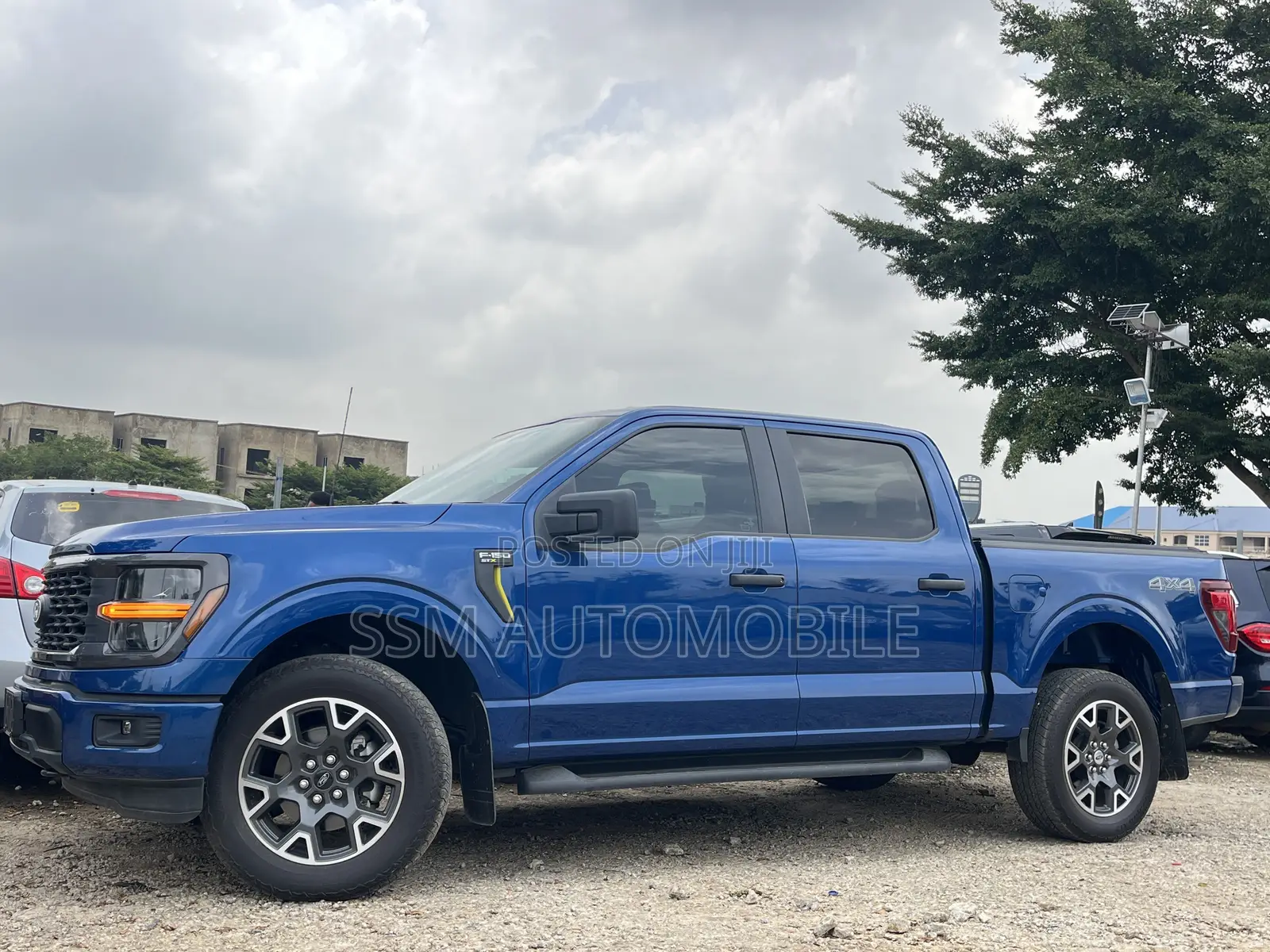 Ford F-150 STX 4WD SuperCab 6.5' Box 2025 Blue