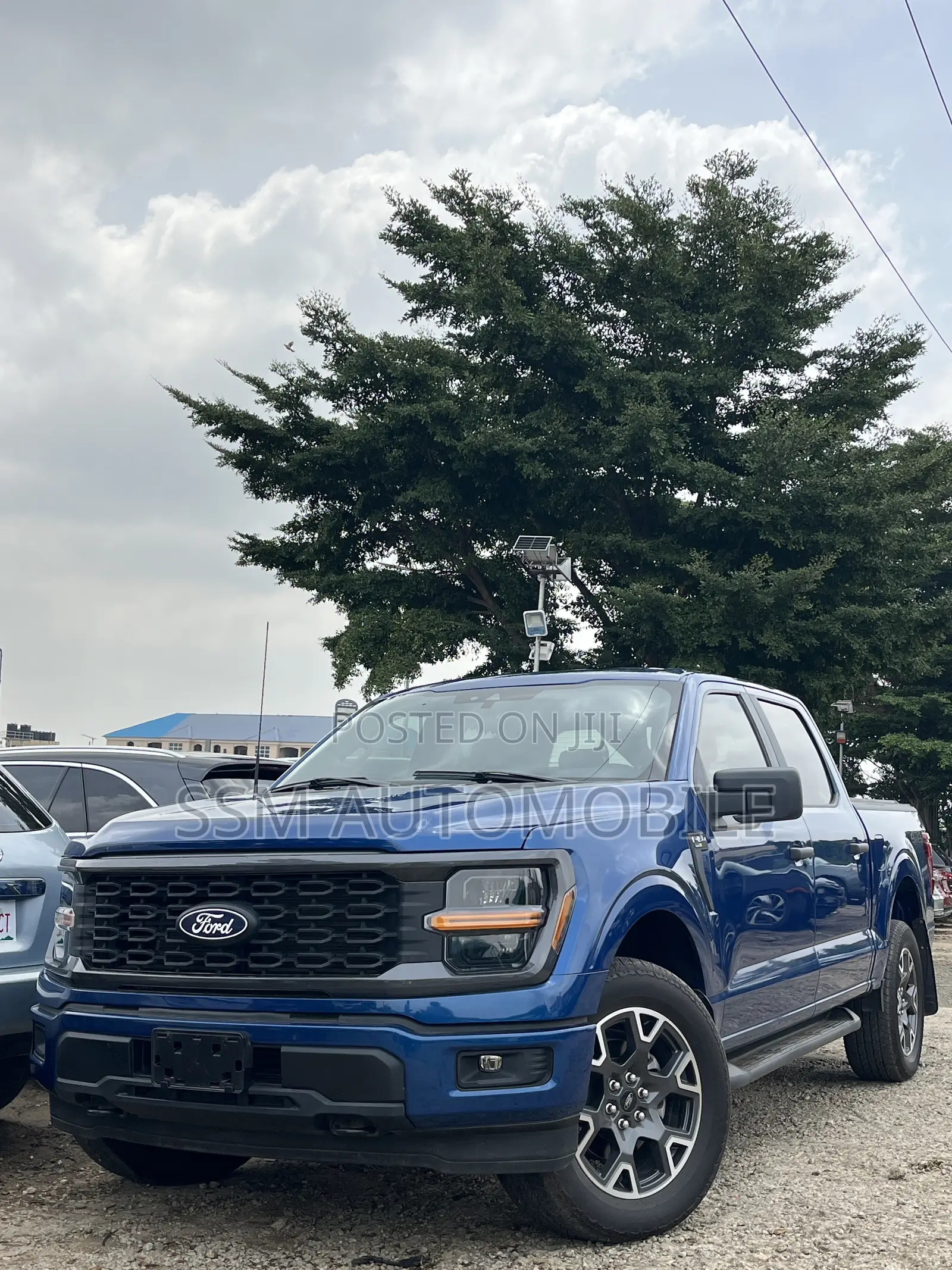 Ford F-150 STX 4WD SuperCab 6.5' Box 2025 Blue