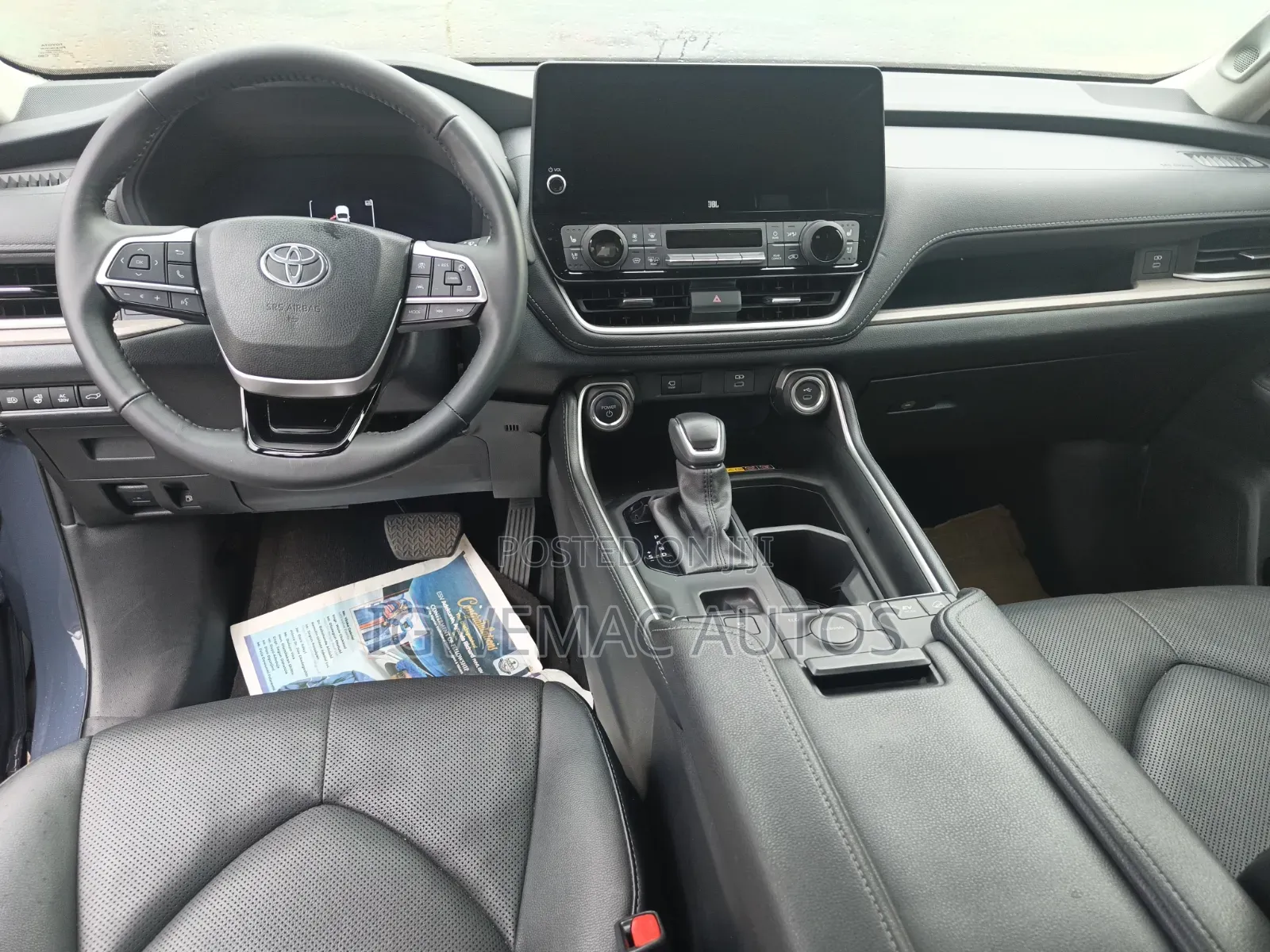 Toyota Highlander Limited AWD 2024 Blue