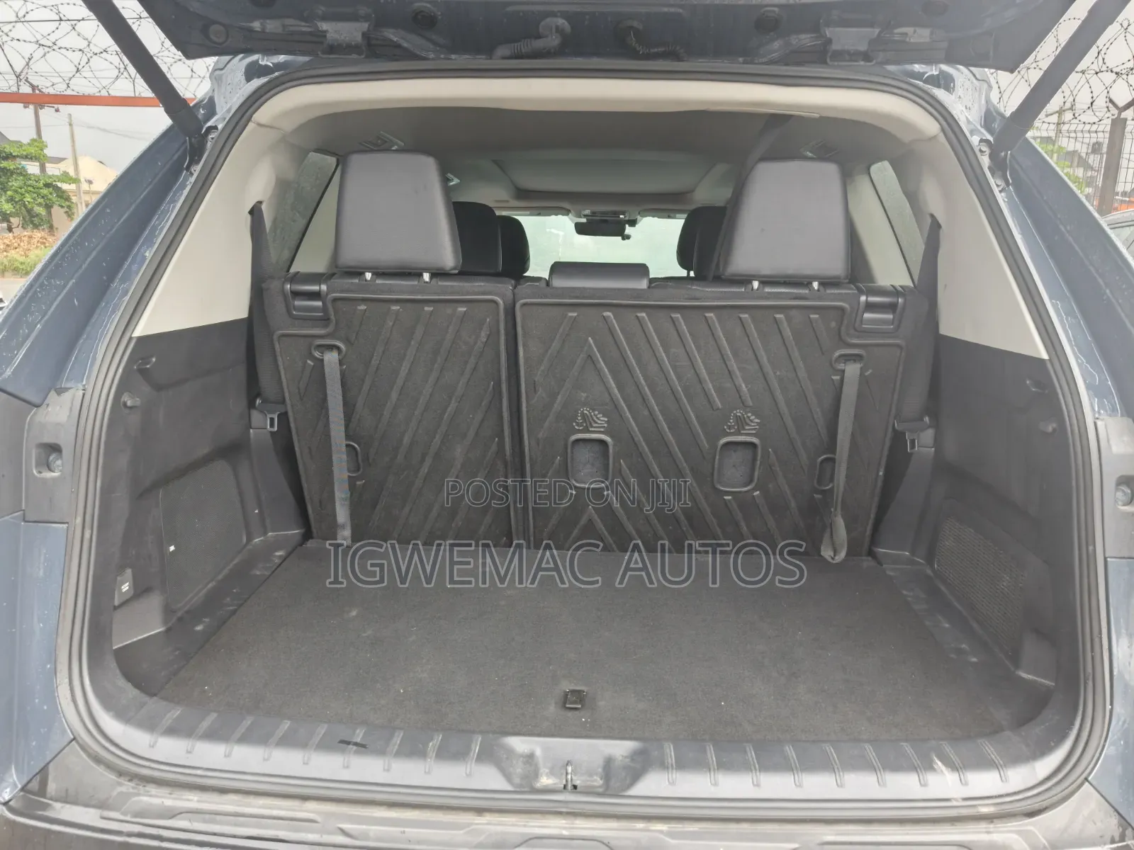 Toyota Highlander Limited AWD 2024 Blue